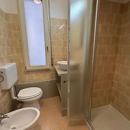 Aro's House קרמונה
